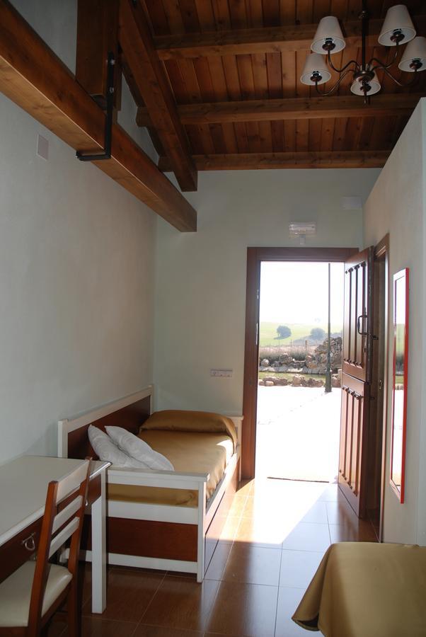 Casa Rural Teso De La Encina Villamor de los Escuderos Ngoại thất bức ảnh